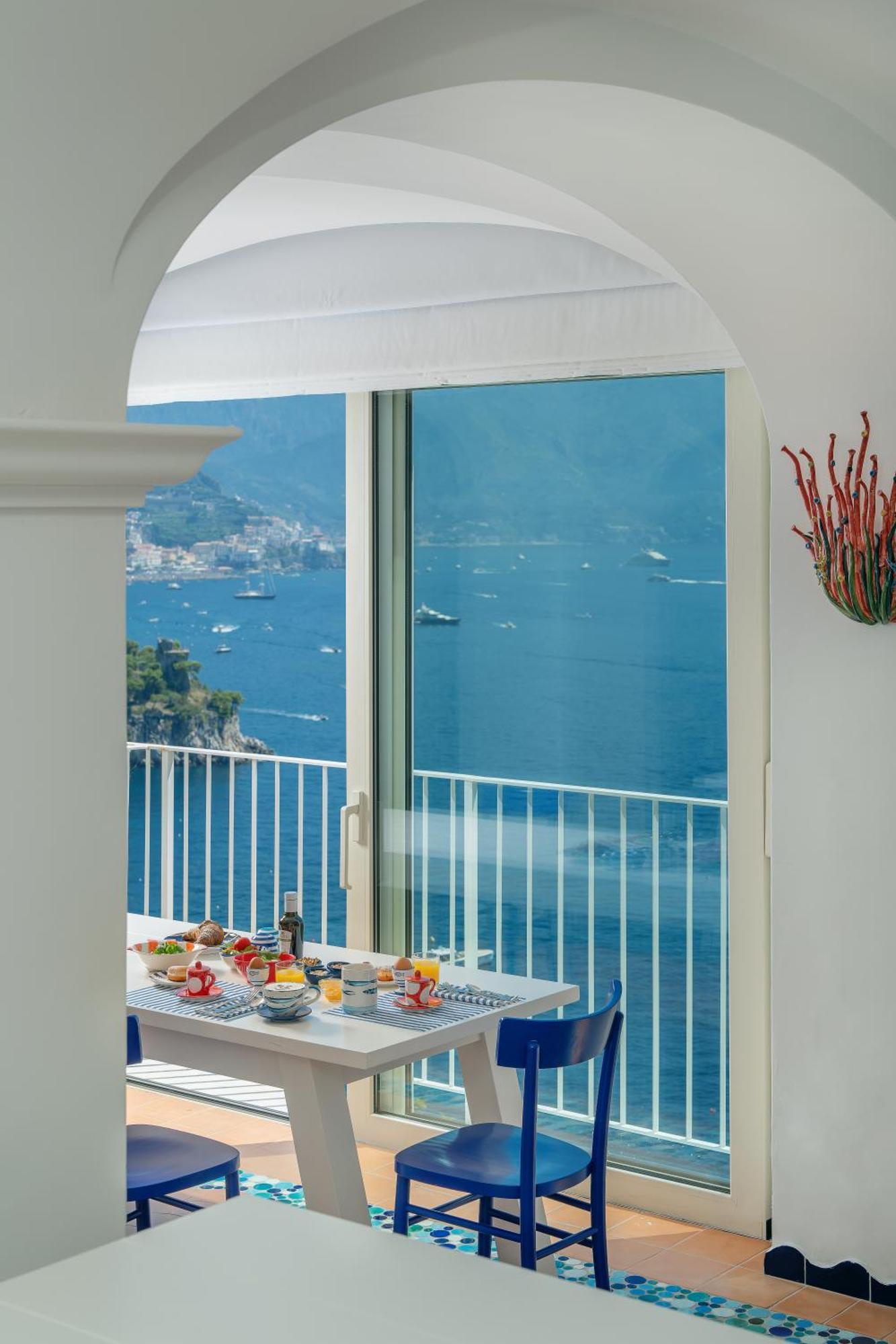 Hotel Le Terrazze (Adults Only) Conca dei Marini Buitenkant foto