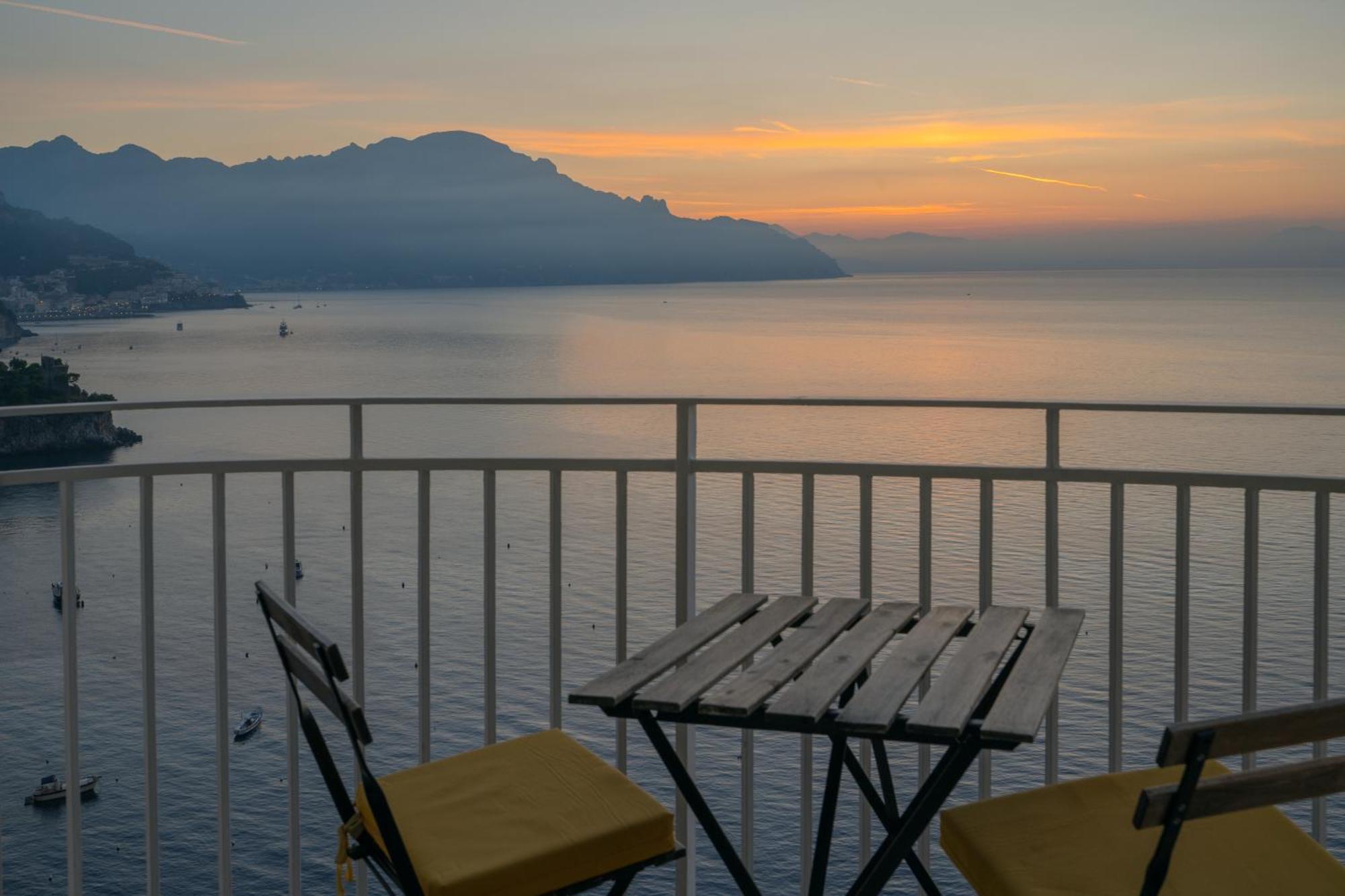 Hotel Le Terrazze (Adults Only) Conca dei Marini Buitenkant foto
