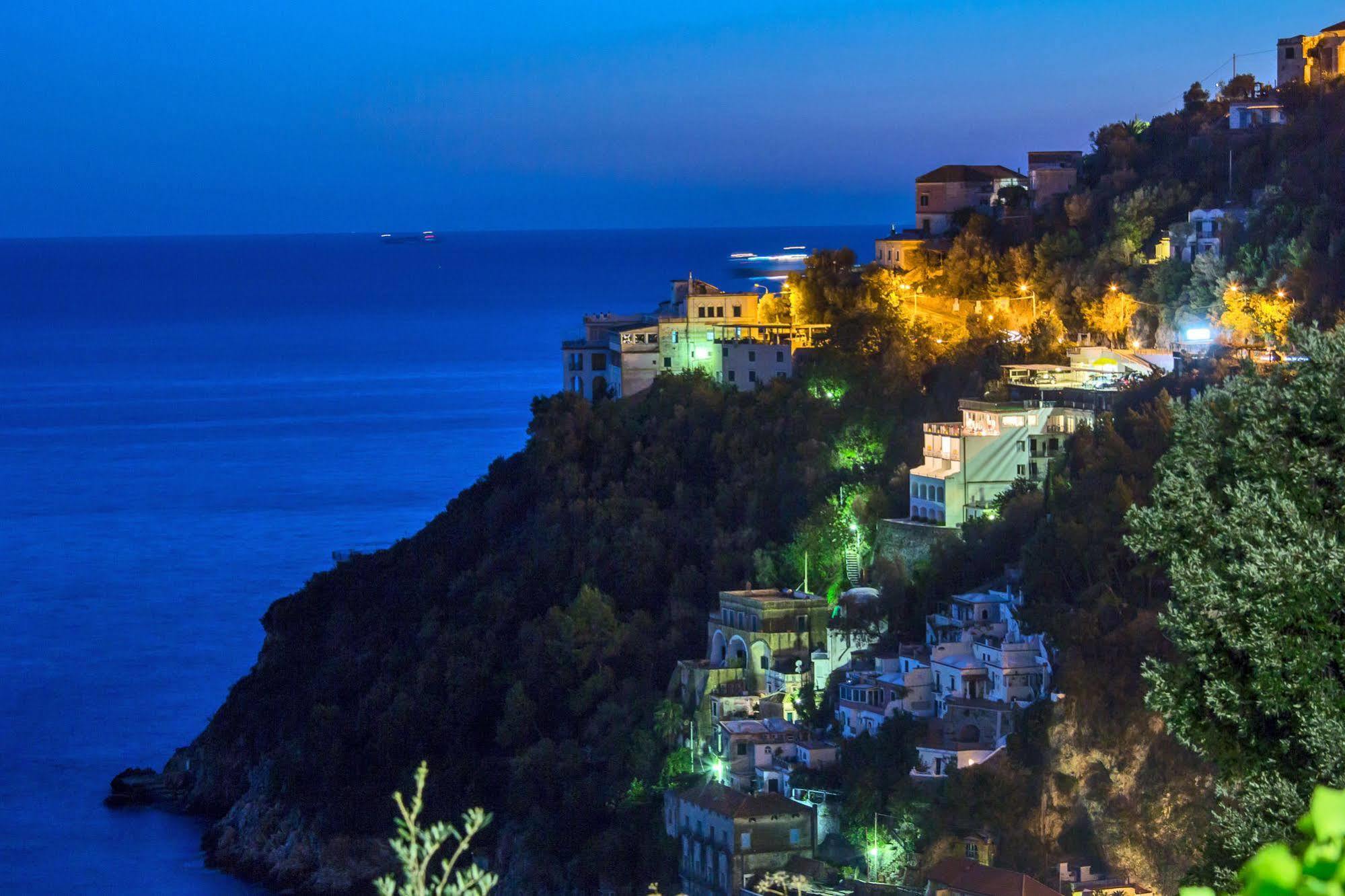Hotel Le Terrazze (Adults Only) Conca dei Marini Buitenkant foto